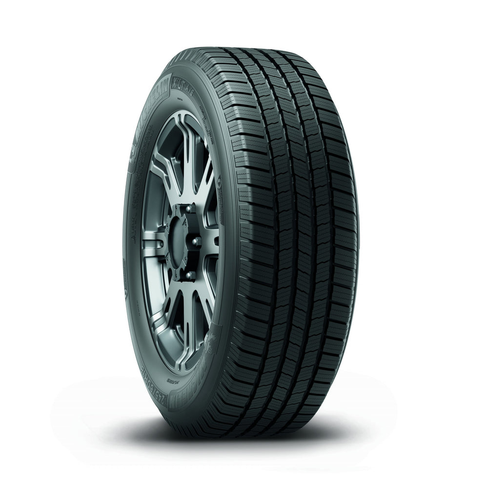 Neumático MICHELIN 235/75 R15 X LT A/S ORWL